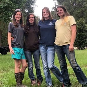 Meet your Posher, Cindy